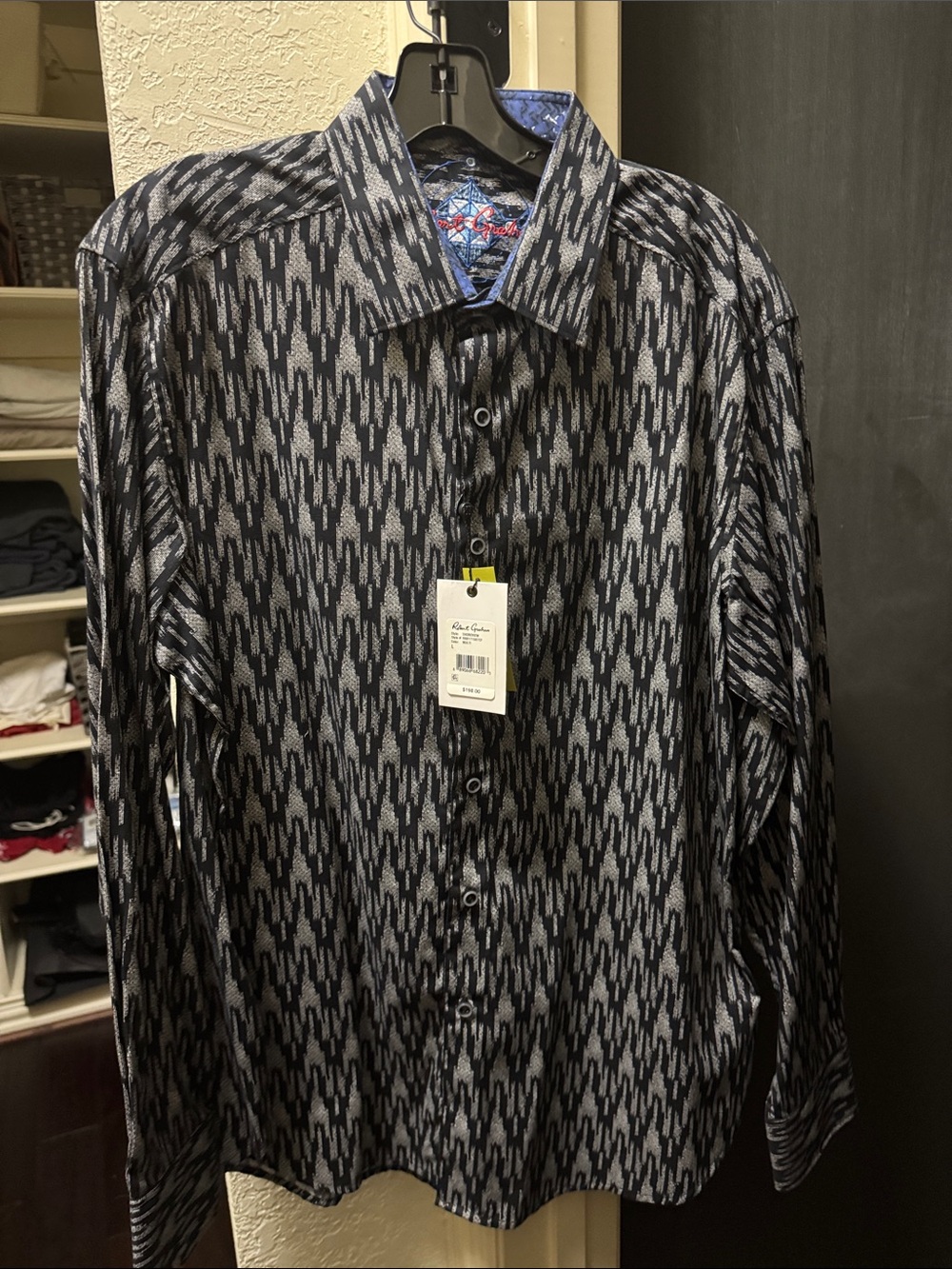 Robert Graham Black & Gray Patterned Button-Down Shirt